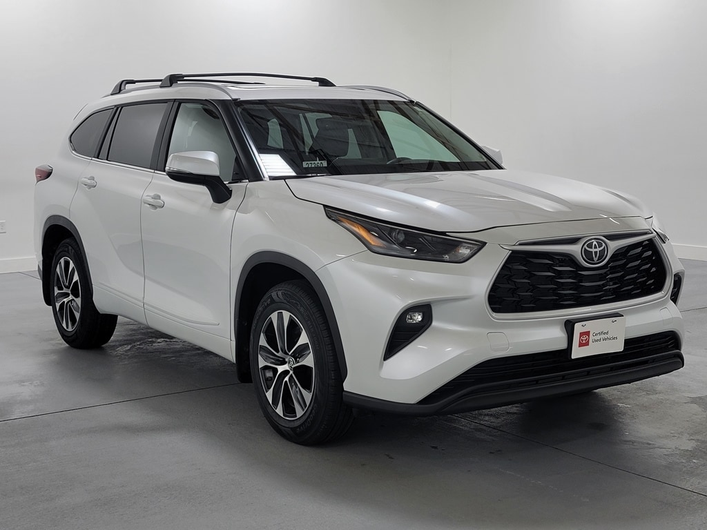 Certified 2025 Toyota Highlander XLE SUV