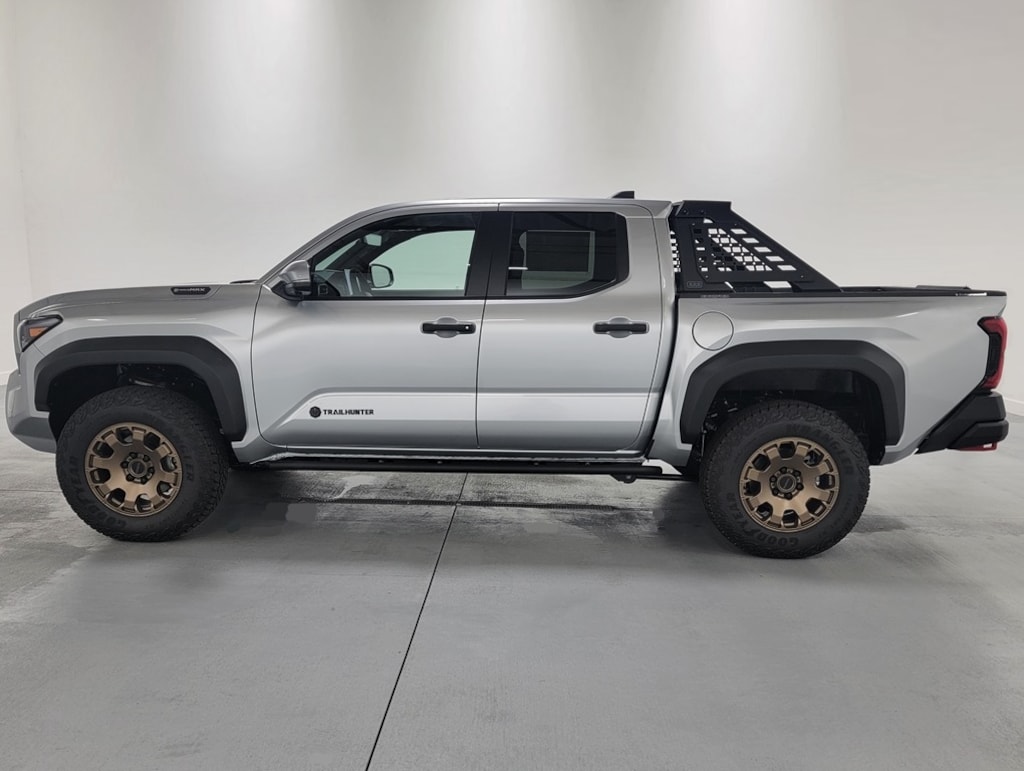 New 2025 Toyota Tacoma i-FORCE MAX Trailhunter 4X4 DOUBLE CAB HV