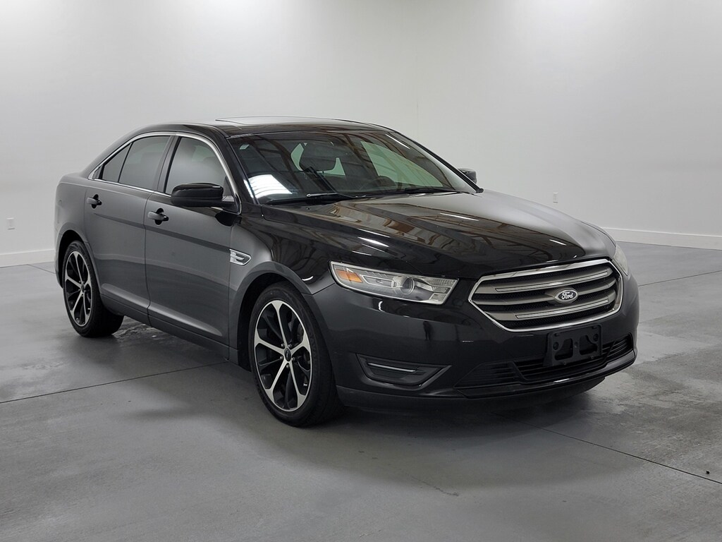 Used 2014 Ford Taurus SEL with VIN 1FAHP2E82EG117561 for sale in Marion, IL