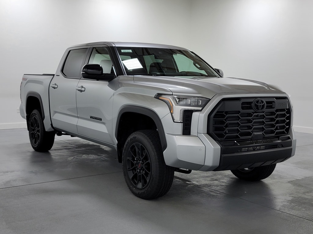 New 2026 Toyota Tundra Limited LIMITED CREWMAX 5.5
