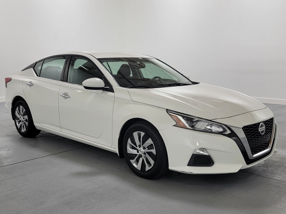 Used 2019 Nissan Altima S with VIN 1N4BL4BV6KN327286 for sale in Marion, IL