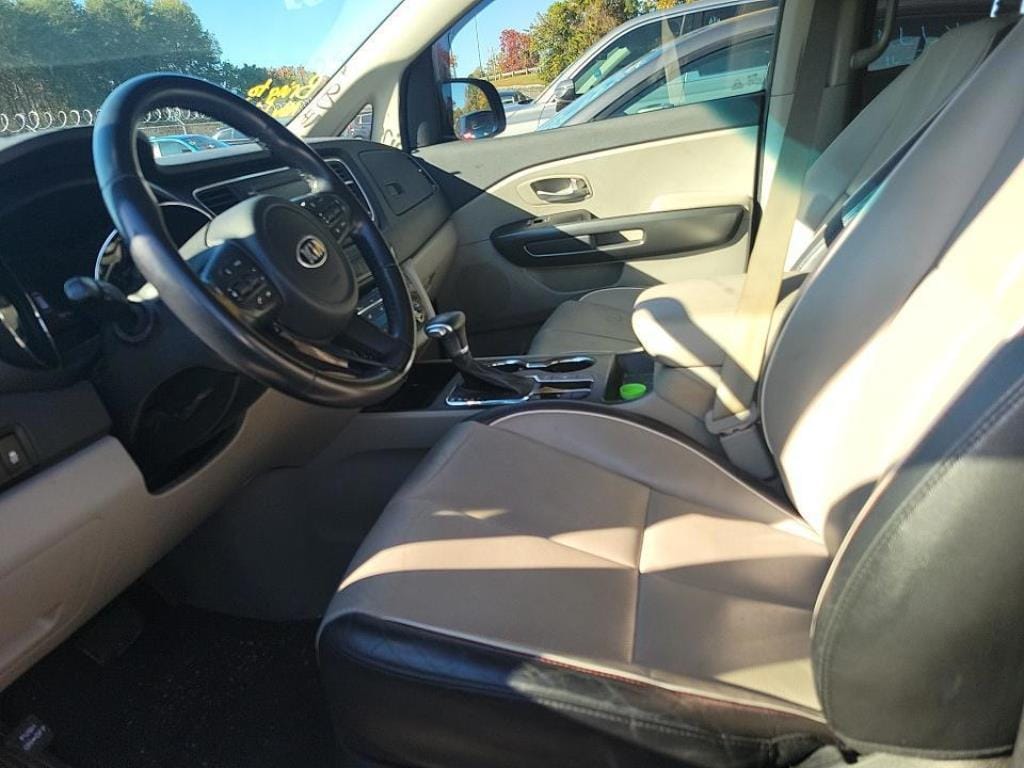 Used 2021 Kia Sedona EX Van Passenger Van