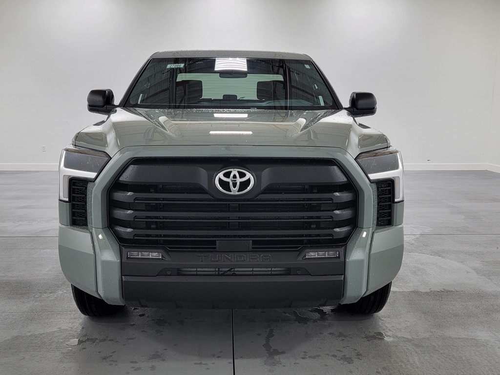 New 2026 Toyota Tundra SR5 SR5 CREWMAX 5.5