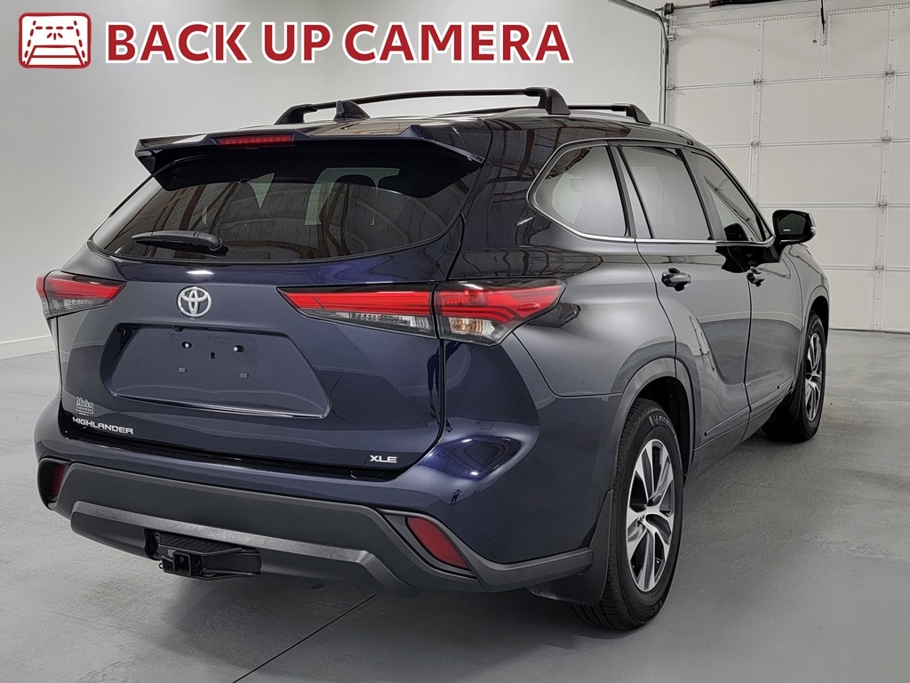 2023 Toyota Highlander L - Photo 8