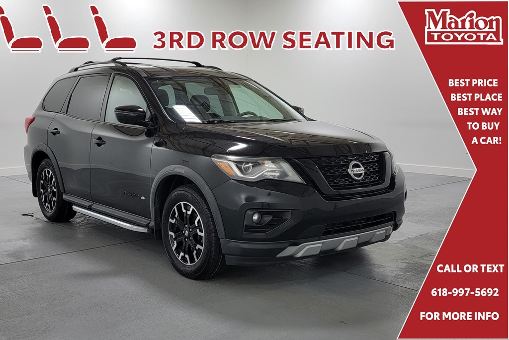 2020 Nissan Pathfinder SV