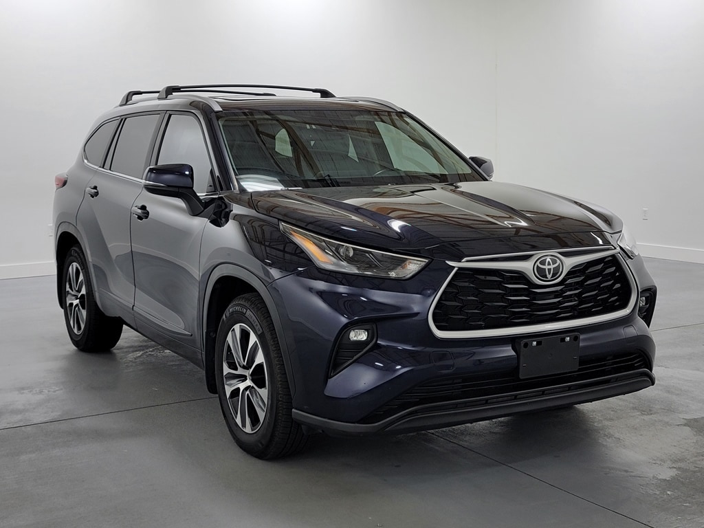 Used 2023 Toyota Highlander XLE SUV