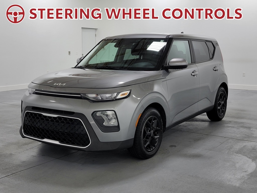 Used 2022 Kia Soul LX Hatchback