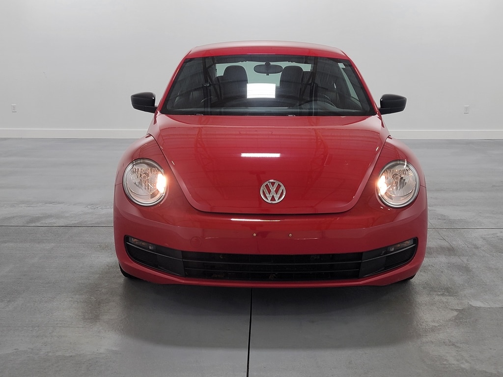 Used 2013 Volkswagen Beetle 2.5L Entry Hatchback