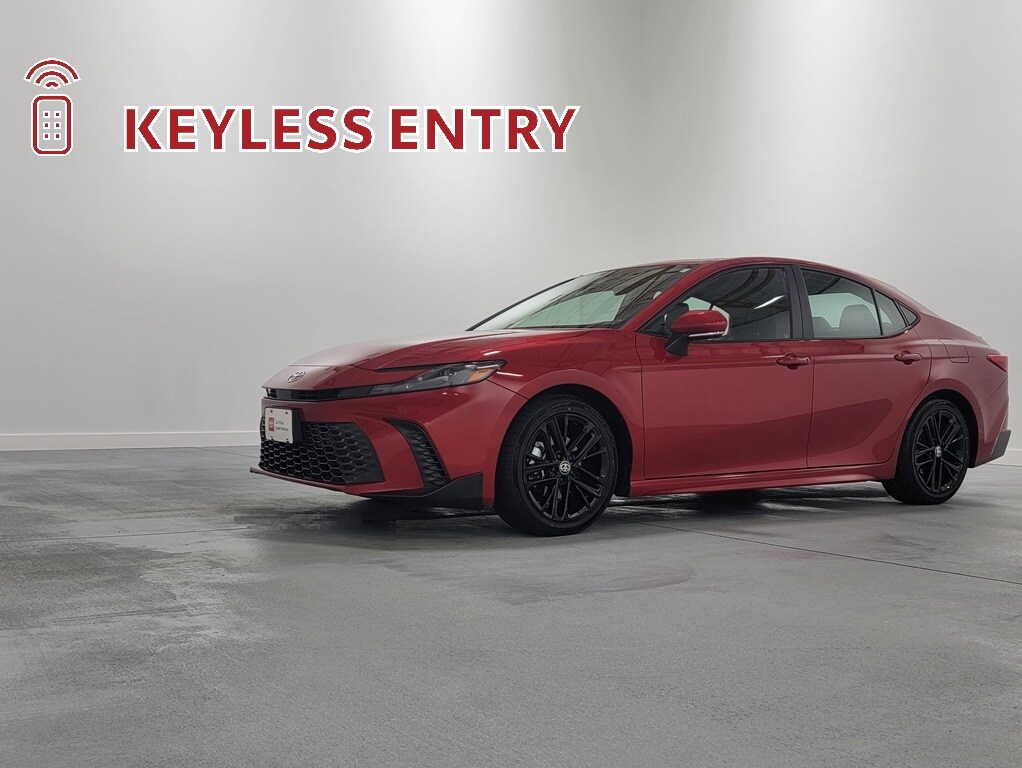 2025 Toyota Camry SE photo 3