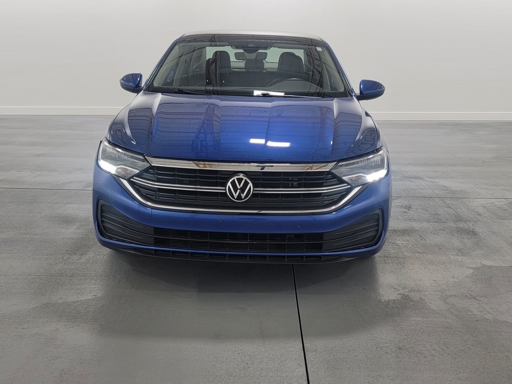 Used 2024 Volkswagen Jetta 1.5T SE Sedan