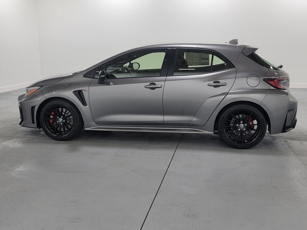 2025 Toyota Corolla GR Premium photo 4