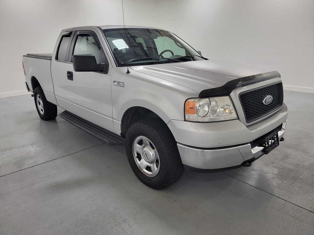 Used 2005 Ford F-150 XL with VIN 1FTPX14505NA69190 for sale in Marion, IL