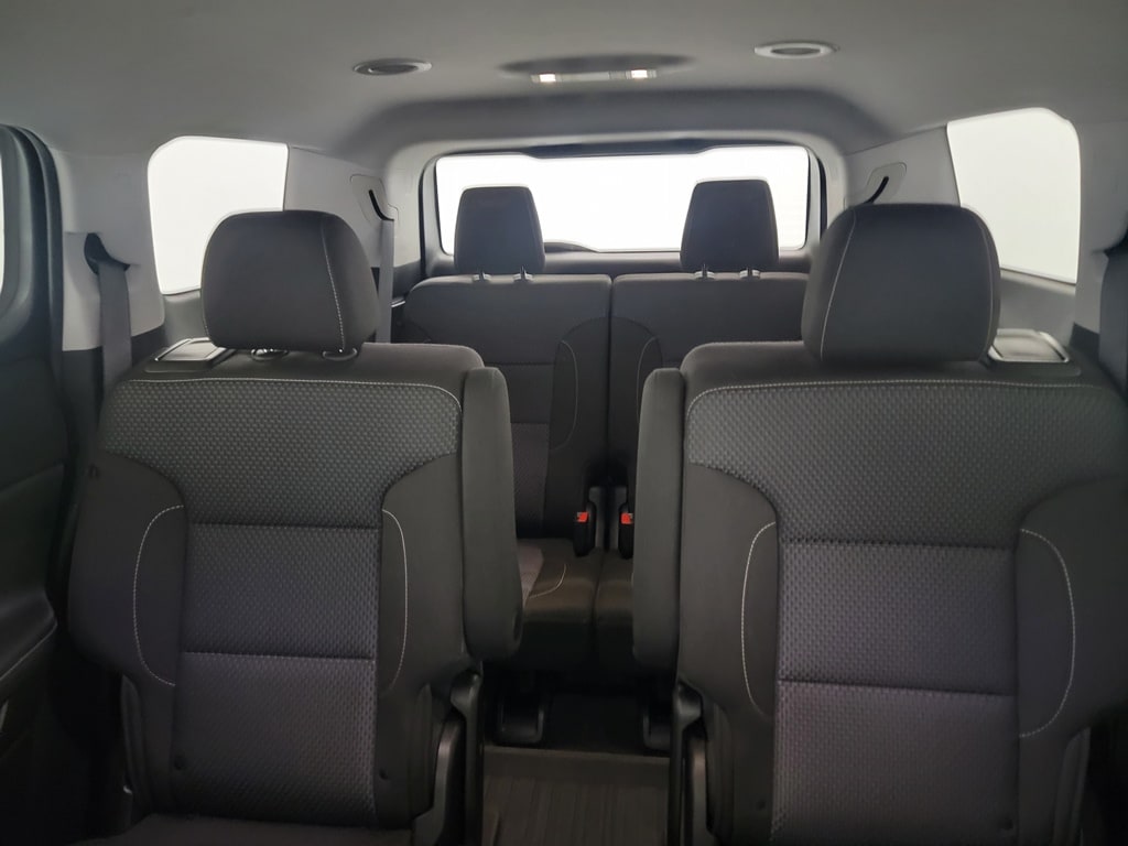 2023 GMC Acadia SLE - Photo 13