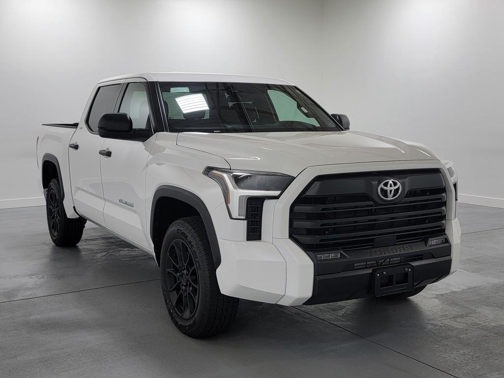 New 2026 Toyota Tundra SR5 SR5 CREWMAX 5.5
