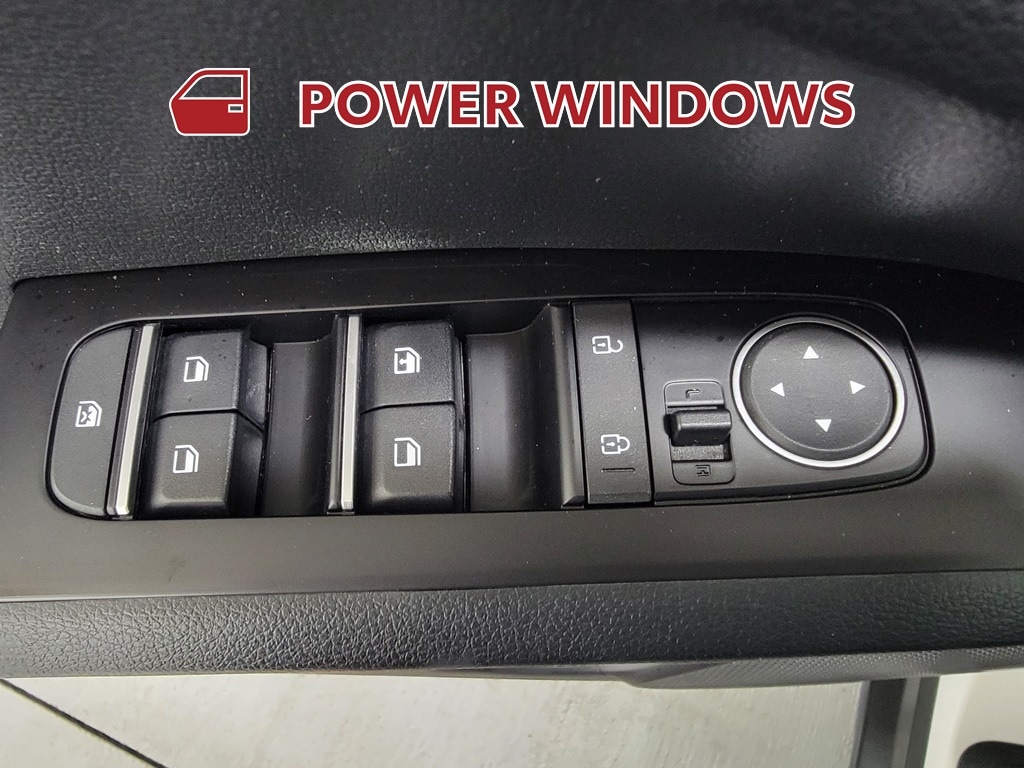 2022 Kia Soul LX - Photo 23
