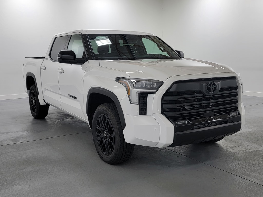 New 2026 Toyota Tundra Limited LIMITED CREWMAX 5.5
