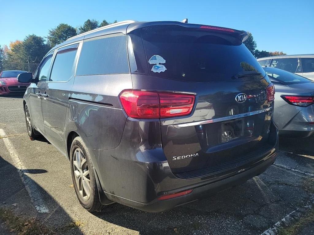 Used 2021 Kia Sedona EX Van Passenger Van