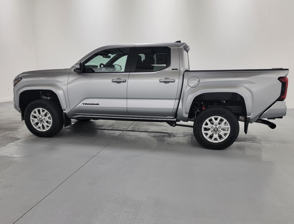 New 2025 Toyota Tacoma SR5 4X4 DOUBLE CAB