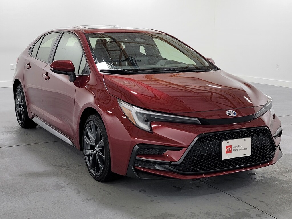 Certified 2025 Toyota Corolla Hybrid SE Sedan