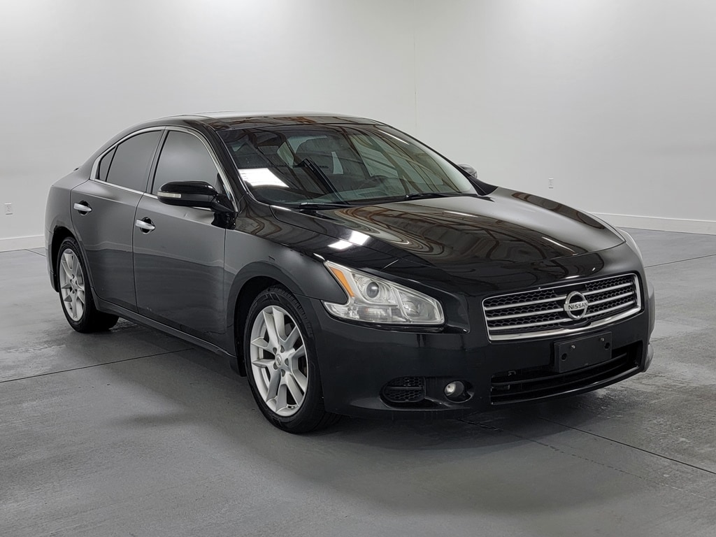 Used 2011 Nissan Maxima SV with VIN 1N4AA5AP3BC810353 for sale in Marion, IL