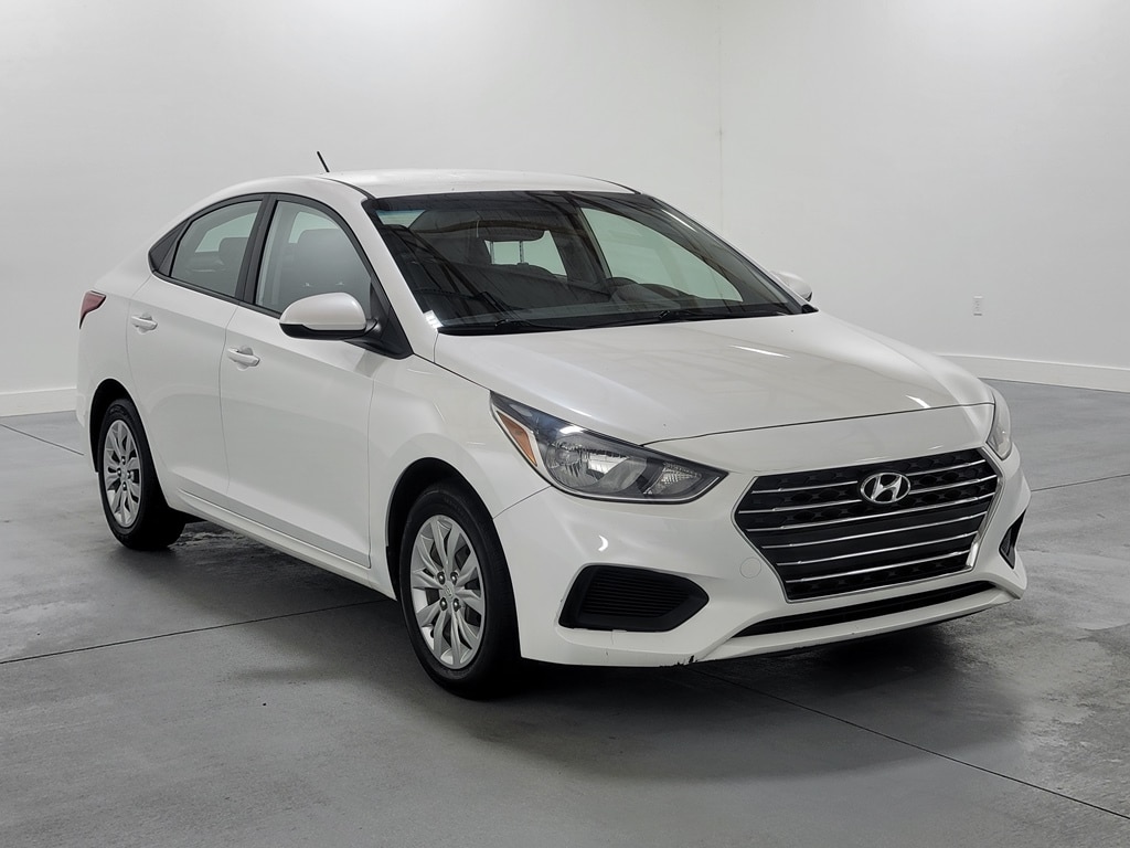 Used 2022 Hyundai Accent SE with VIN 3KPC24A65NE183475 for sale in Marion, IL