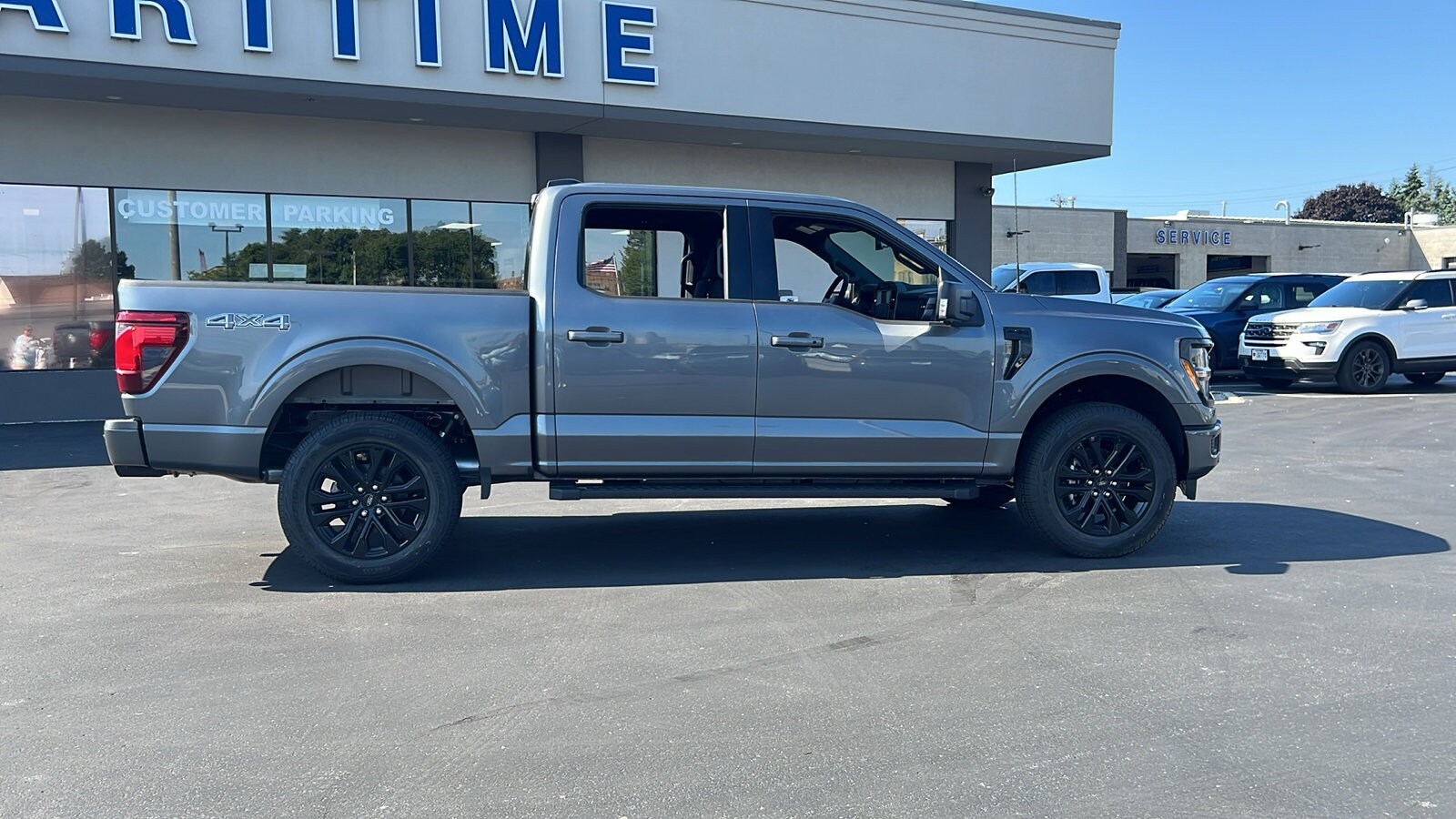 2025 Ford F-150 XLT photo 4