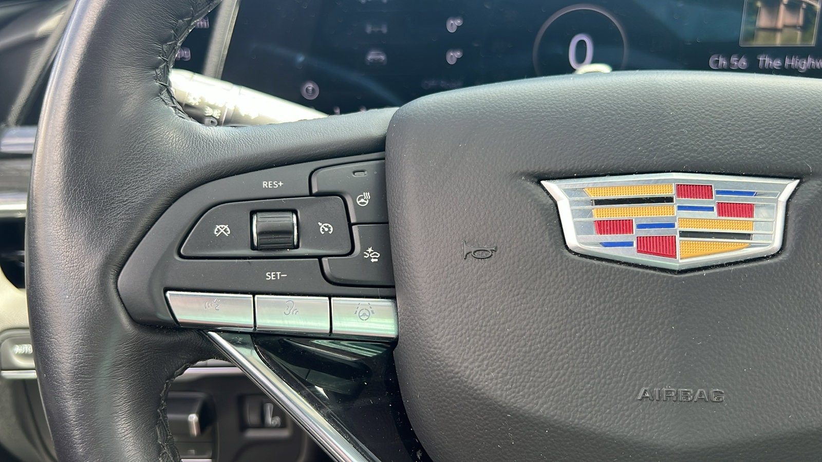 2024 Cadillac Escalade Sport - Photo 16