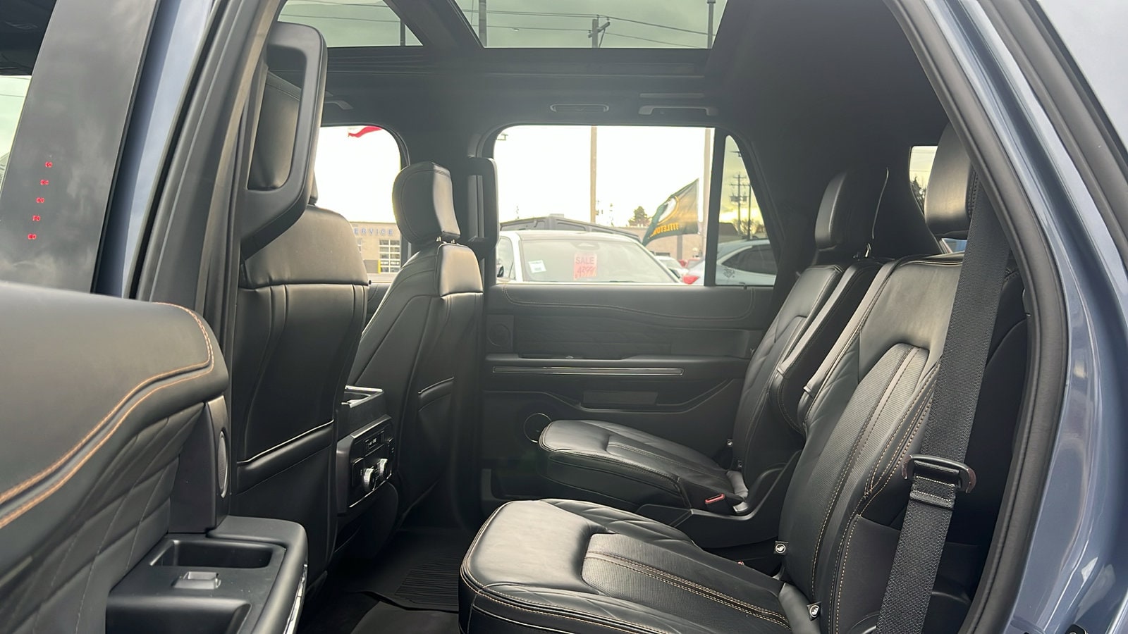 2022 Ford Expedition Platinum - Photo 30