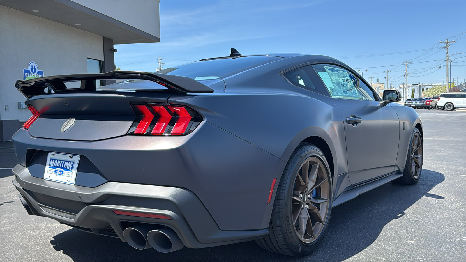 2025 Ford Mustang Dark Horse - Photo 9