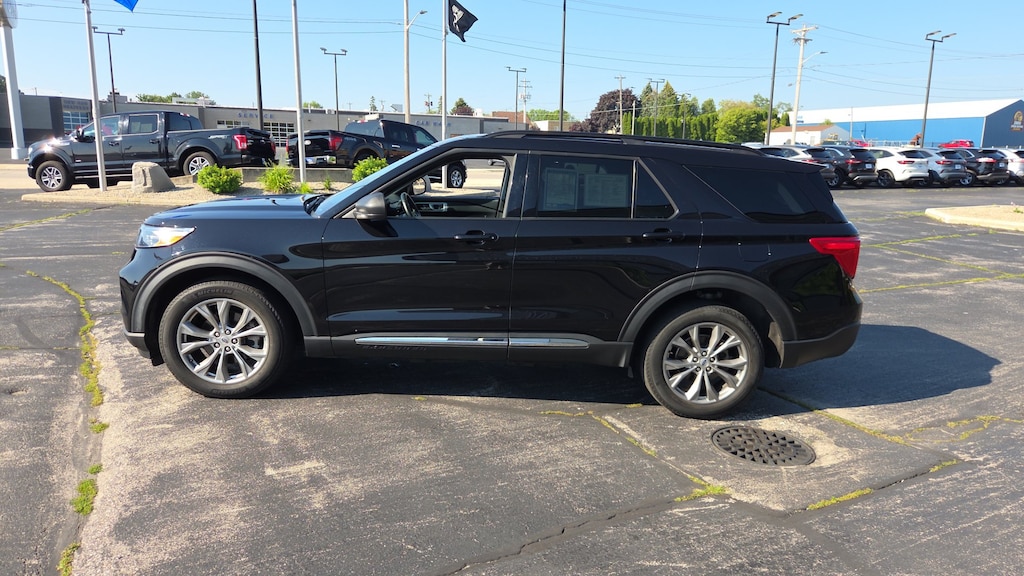 Used 2022 Ford Explorer XLT SUV