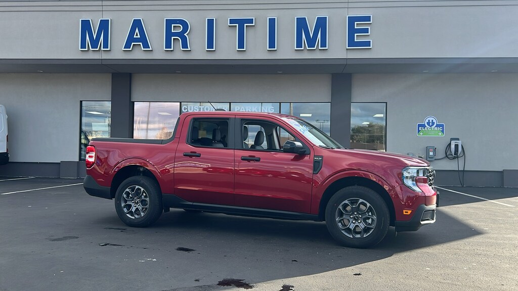 New 2025 Ford Maverick XLT Truck SuperCrew