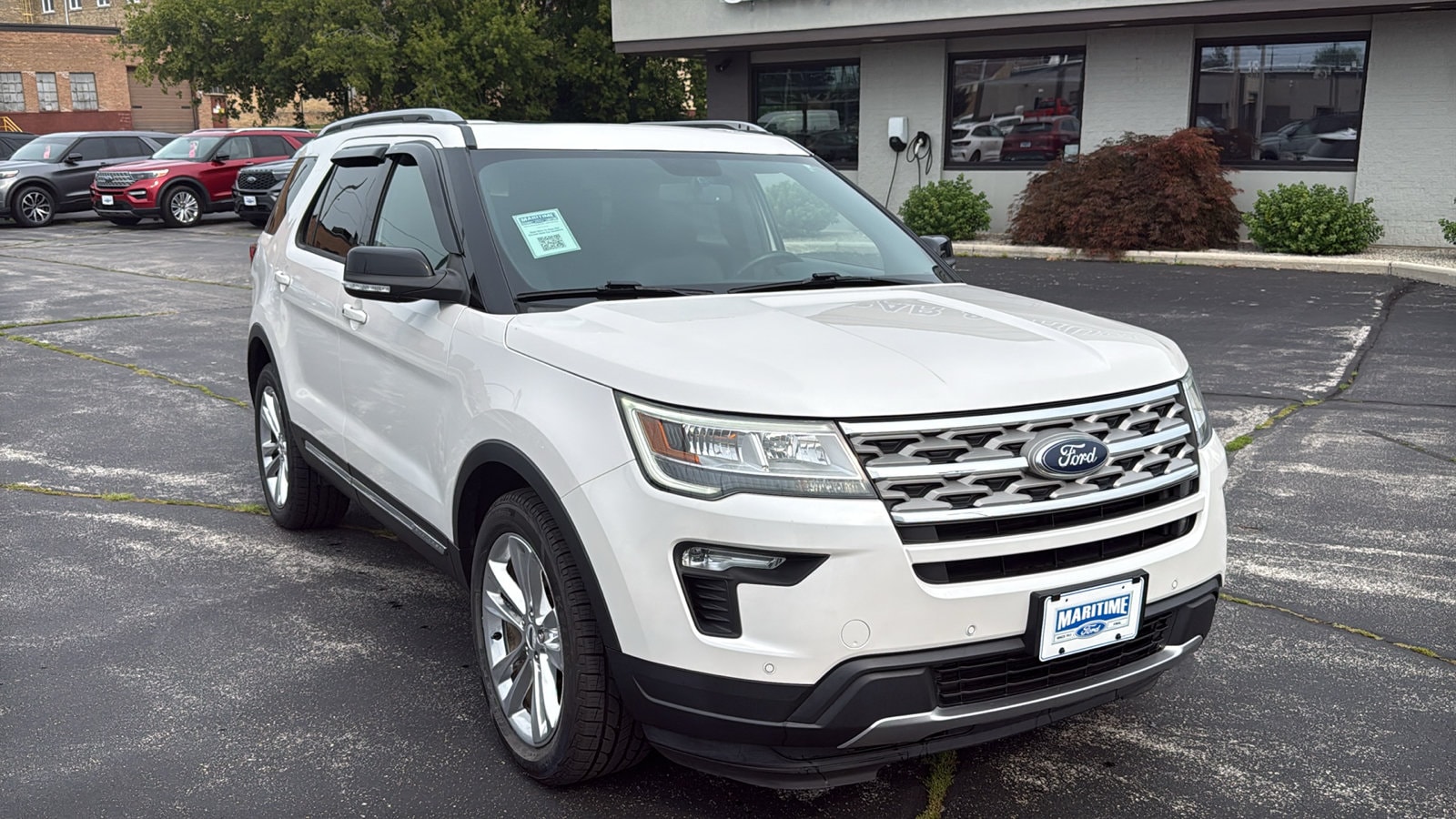 Used 2018 Ford Explorer XLT with VIN 1FM5K8D84JGA64674 for sale in Manitowoc, WI