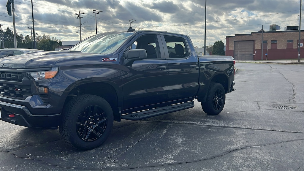 Used 2022 Chevrolet Silverado 1500 Custom Trail Boss Pickup