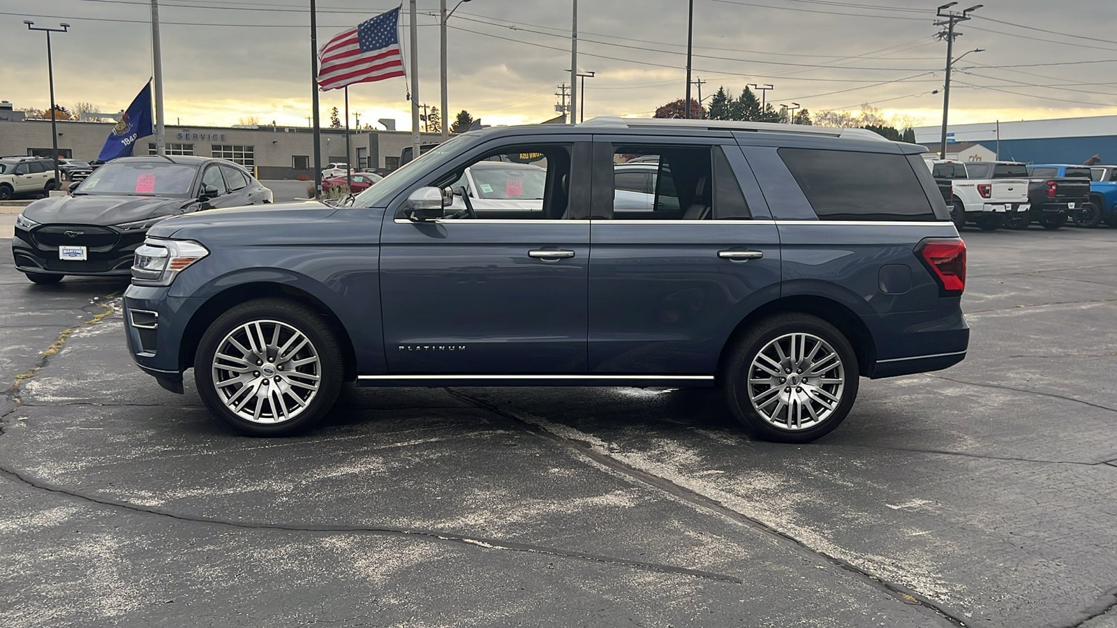 2022 Ford Expedition Platinum - Photo 9