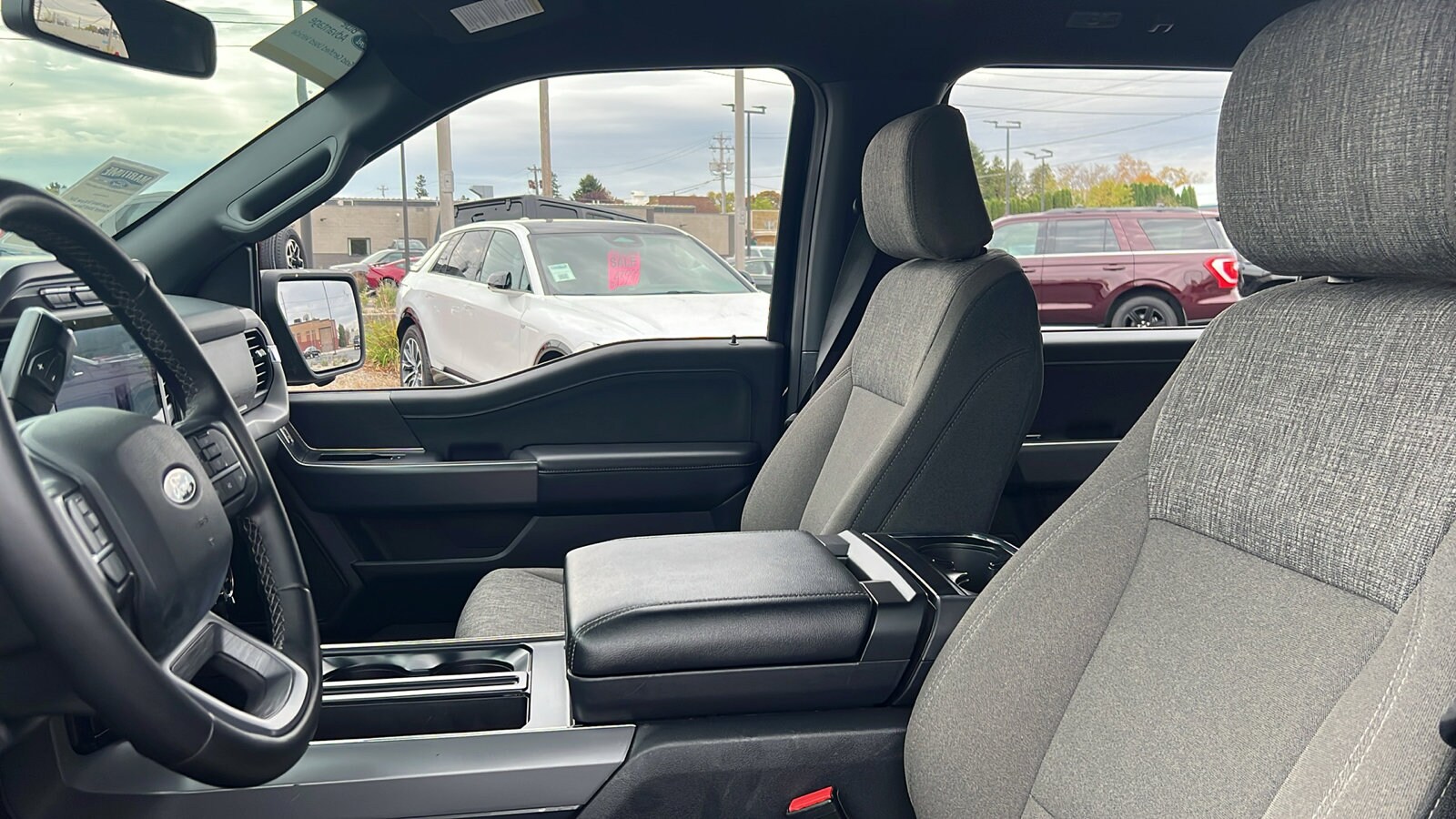 2024 Ford F-150 XLT - Photo 12