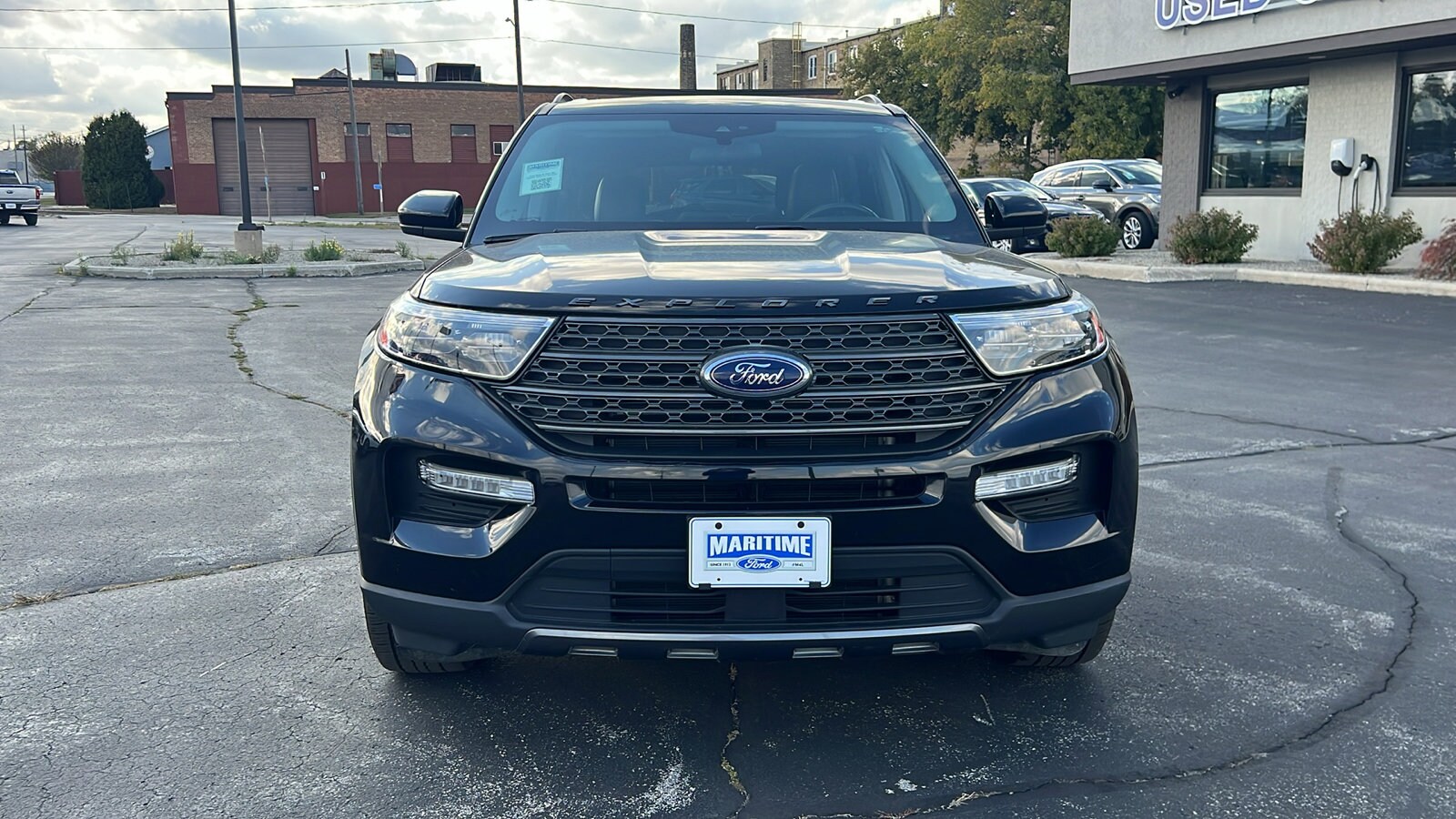 2022 Ford Explorer XLT photo 3