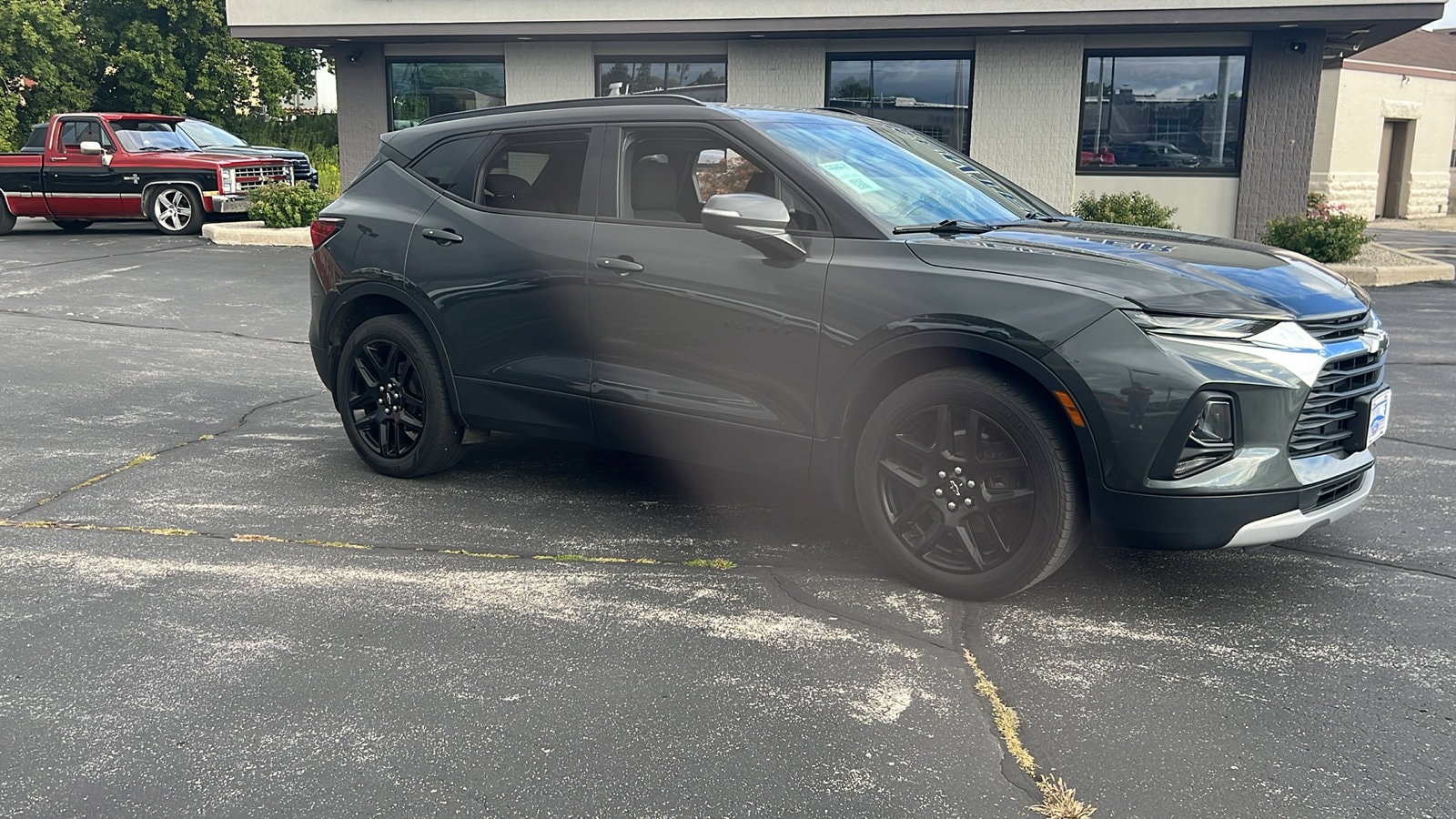 Used 2019 Chevrolet Blazer 2LT with VIN 3GNKBGRS3KS697635 for sale in Manitowoc, WI