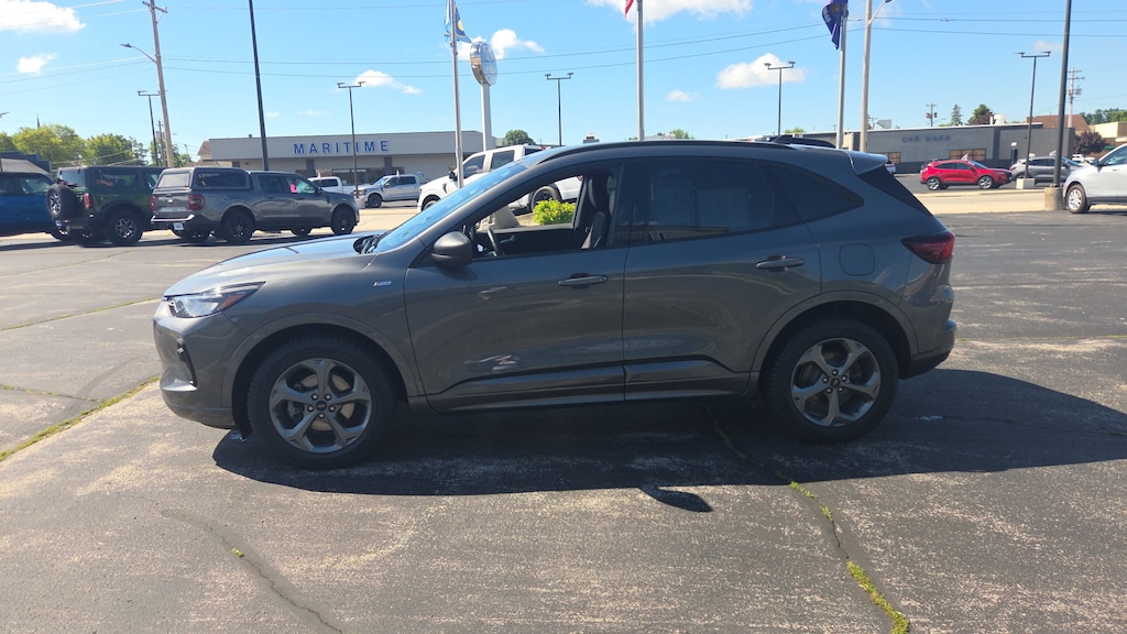 Used 2023 Ford Escape ST-Line SUV