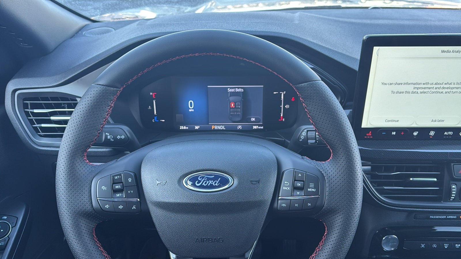 2026 Ford Escape ST-Line - Photo 17