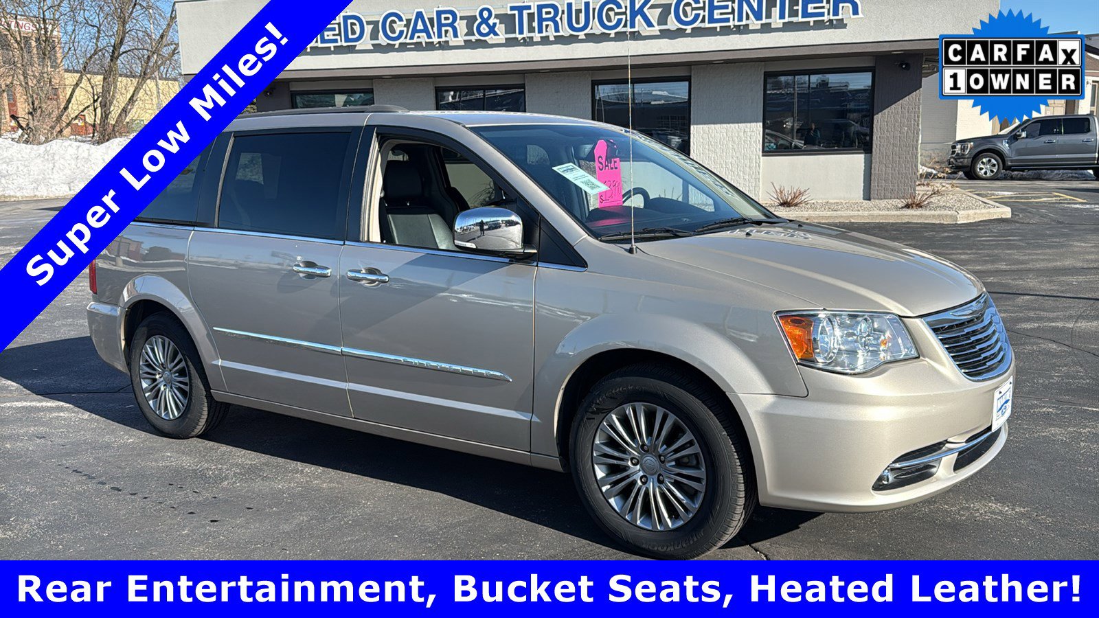 2016 Chrysler Town & Country Touring-L