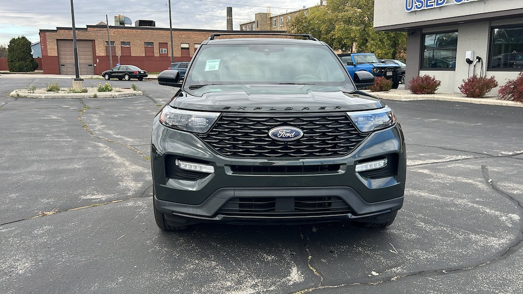 Used 2023 Ford Explorer ST-Line SUV