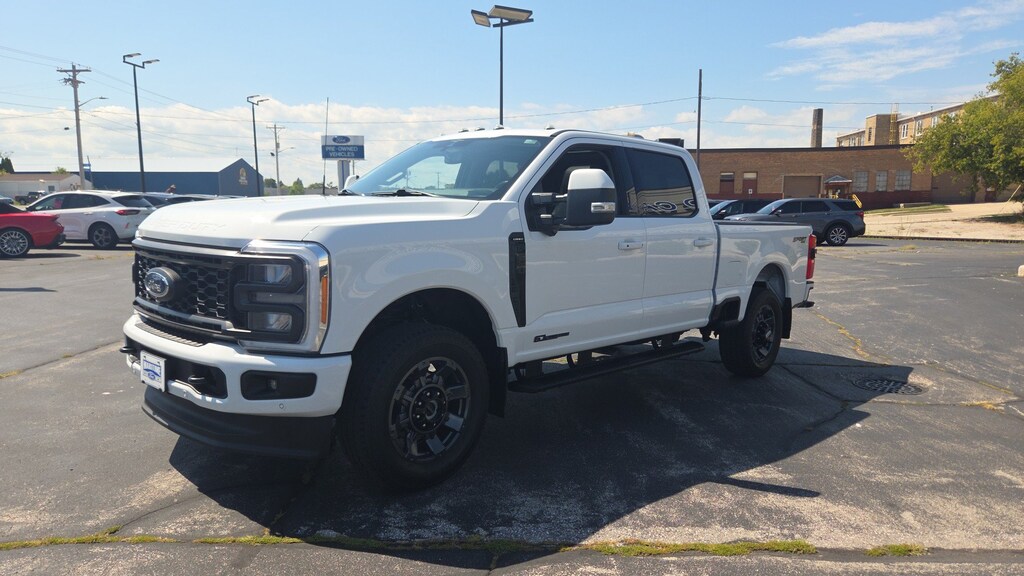 Used 2023 Ford F-250 LARIAT Pickup