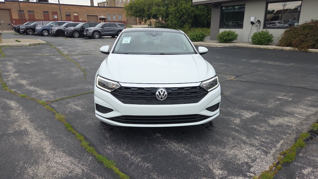 Used 2020 Volkswagen Jetta SEL Sedan