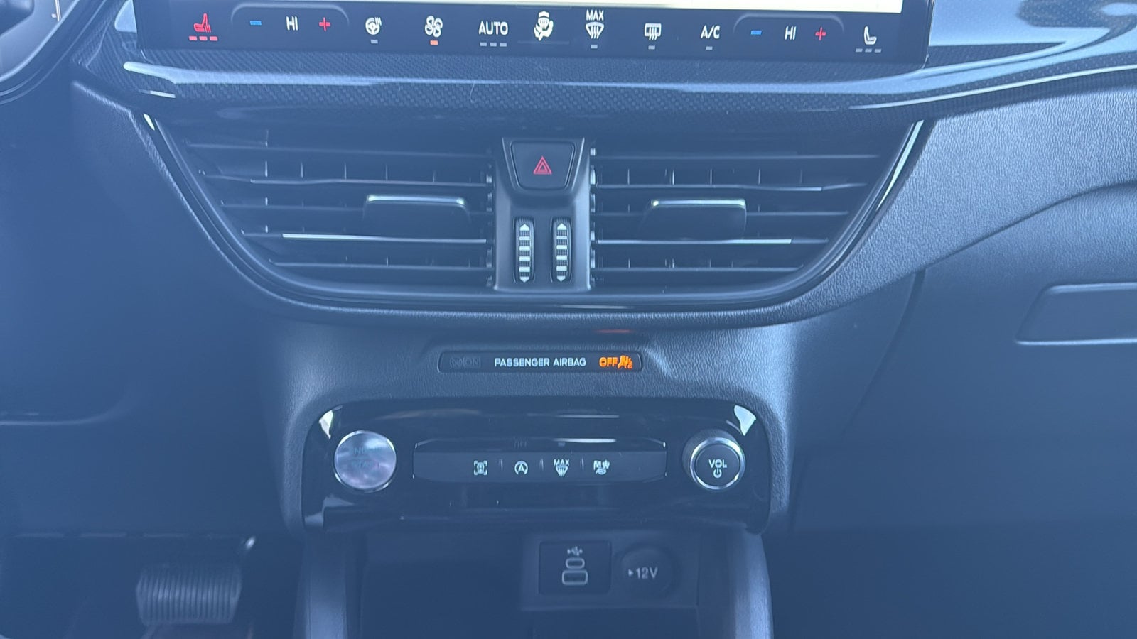 2026 Ford Escape ST-Line - Photo 19