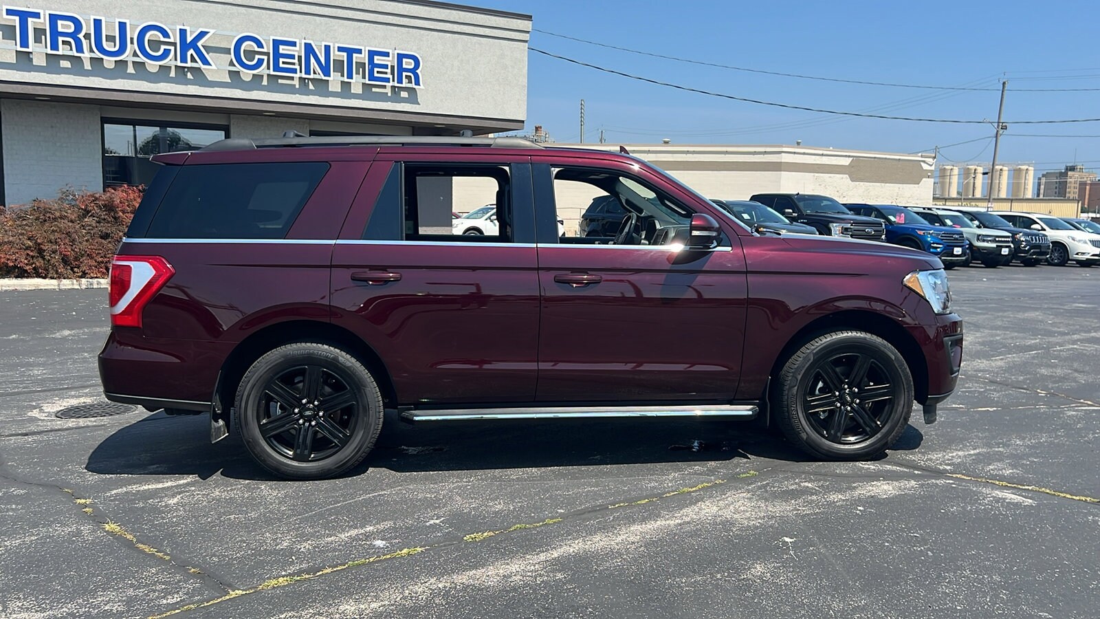 2020 Ford Expedition XLT photo 4