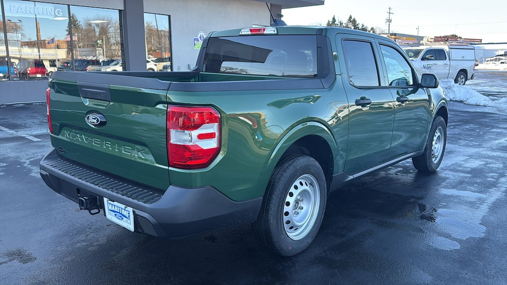 New 2025 Ford Maverick XL Truck SuperCrew