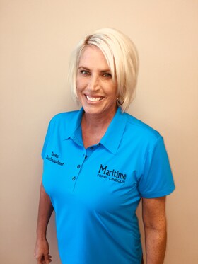 Staff member Donna Rocheleau from ID_2d5a628b2dd4