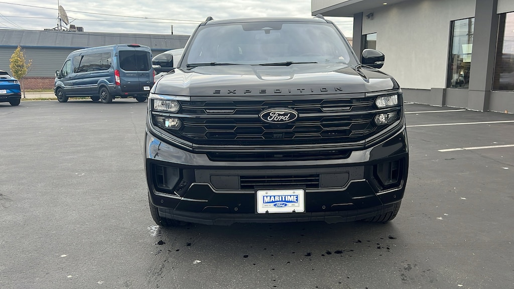 New 2025 Ford Expedition Max Platinum SUV