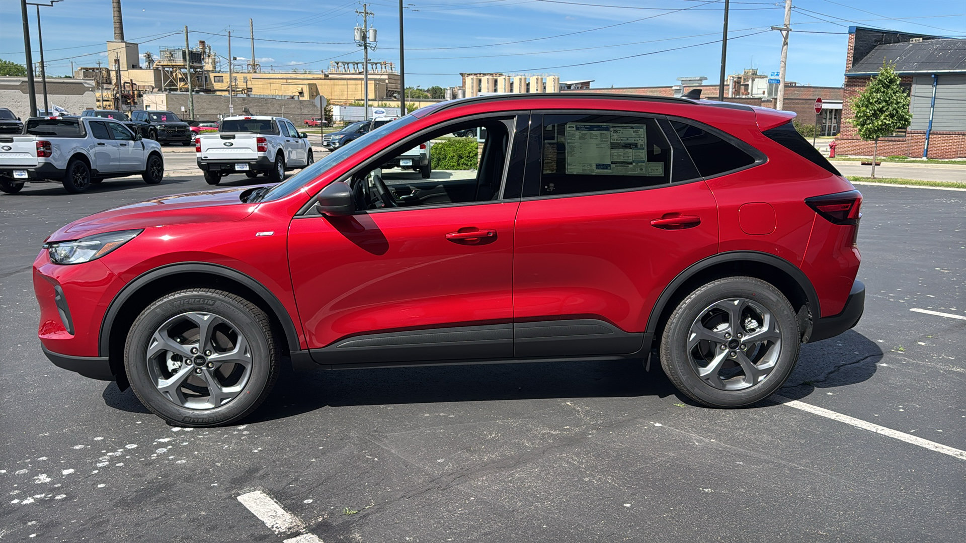 2026 Ford Escape ST-Line - Photo 6