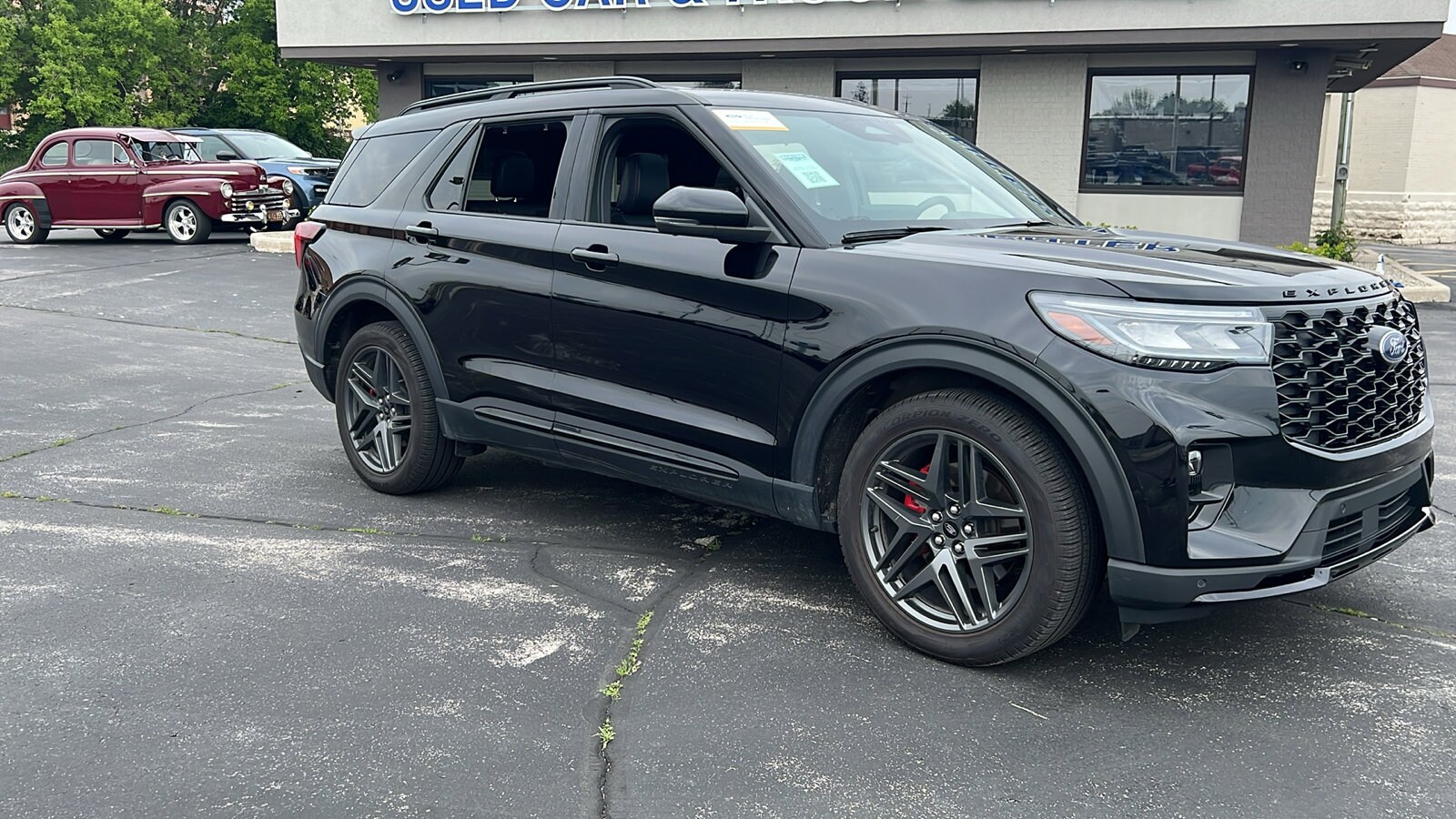 Certified 2025 Ford Explorer ST with VIN 1FMWK8GC3SGA01782 for sale in Manitowoc, WI